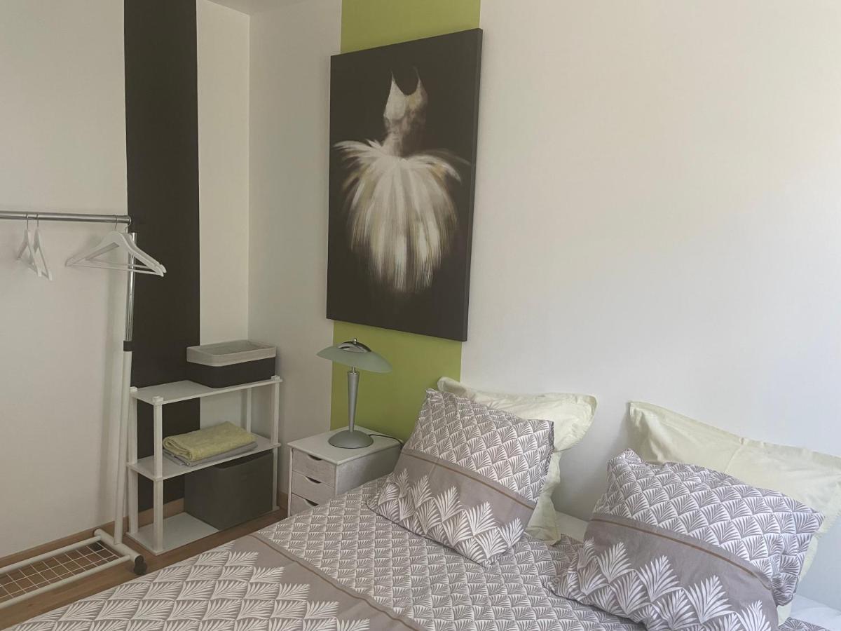 Bed and Breakfast Les Terrasses Des Gardies Pignan Екстер'єр фото