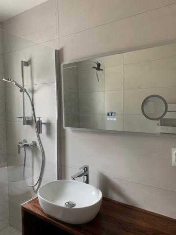 Bed and Breakfast Les Terrasses Des Gardies Pignan Екстер'єр фото